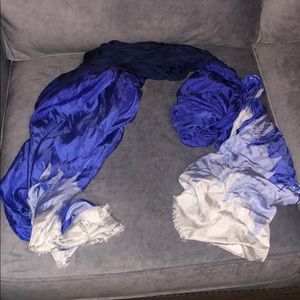 💙🤍Kate Spade Scarf ♠️